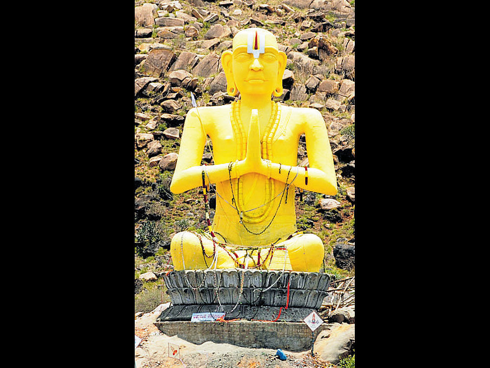 The 36-ft-tall Ramanujacha-rya's statue at Kerethonnuru in Pandavapura taluk, installed by Yadugiri Yathiraja mutt of Bengaluru. DH photo