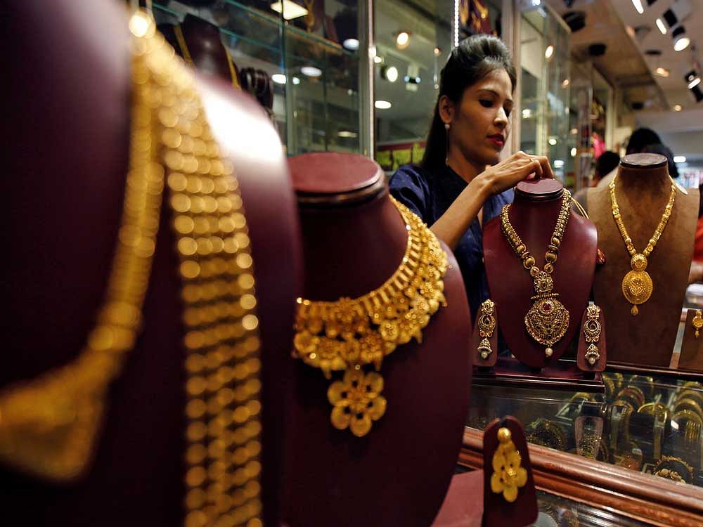 Gold prices up on account of Akshaya Tritiya