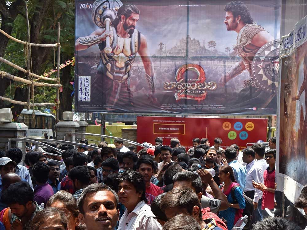 The government now collects 33% as entertainment tax on movie tickets. The tax is applicable to films of all languages screened in Karnataka. DH Photo