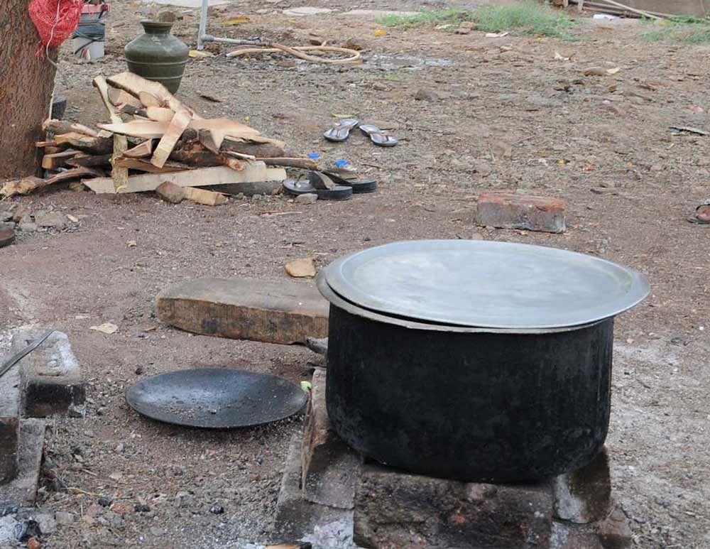 According to the reports, the principal of the primary school at Daridiha village in the district allegedly allowed the cook to burn the books after the latter told her on Saturday morning that the stock of firewood was finished. DH File Photo for representation.