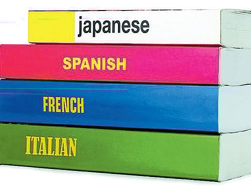 Speaking foreign languages may cause vocal fatigue, disorders
