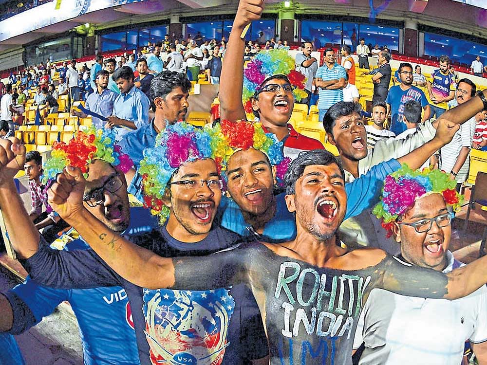 Cricket fans talk about their expectations from the next season of the IPL.  DH Photo