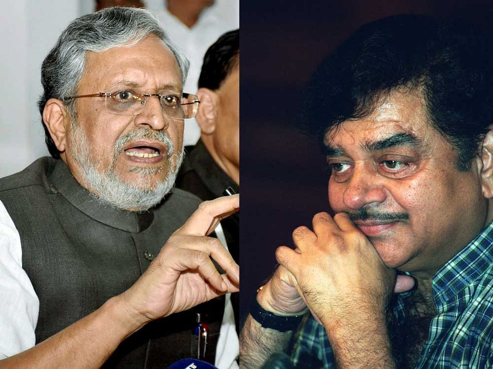 Senior BJP leaders Sushil Kumar Modi and Shatrughan Sinha. DH File photos
