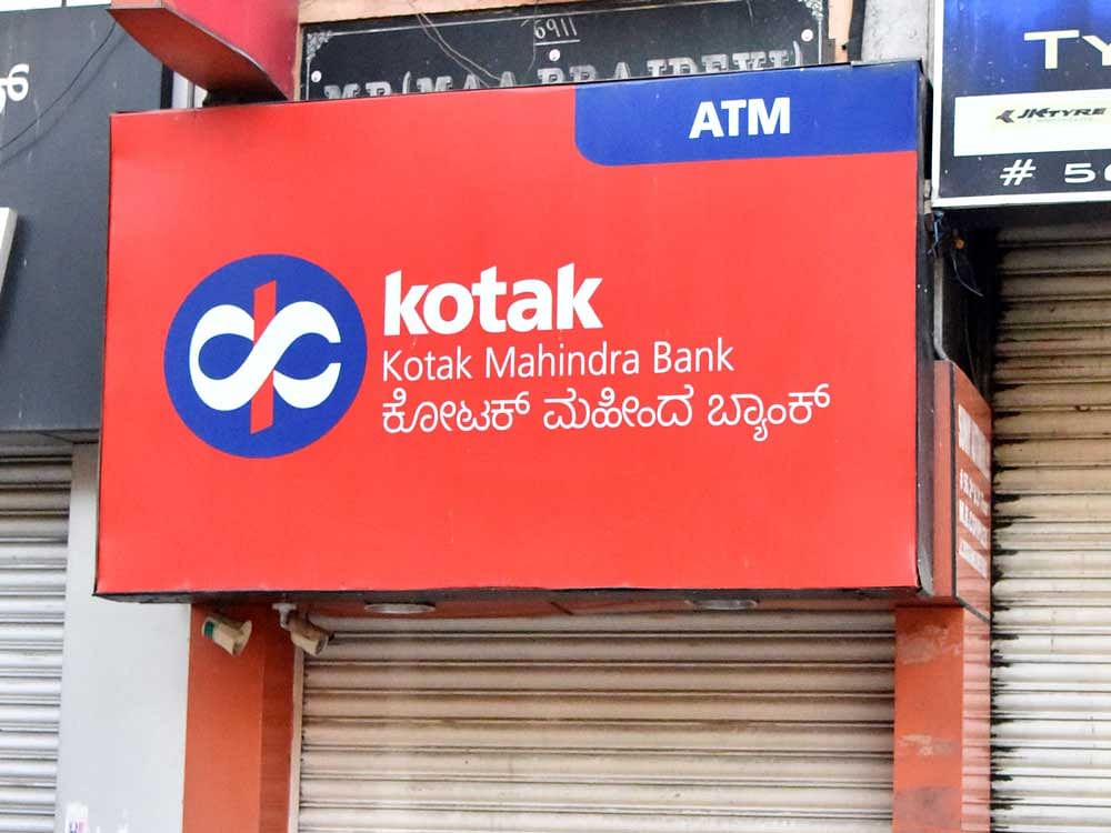The accounts were opened by Goel and his associates in Kotak Mahindra Bank and ICICI Bank, Naya Bazar branch here. On November 8, 2016 when the government announced demonetisation, Goel conspired with Kumar, one chartered accountant and a mediator who used to bring demonetised currency to the bank to convert it into new notes and earned profits, it said. DH file photo for representation.