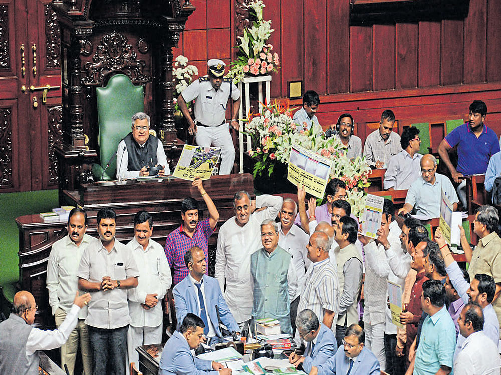 The legislature's SC/ST Committee chairman K&#8200;Shivamurthy Naik, members - B&#8200;B&#8200;Ningaiah, Shivaraj Tangadagi, D&#8200;S&#8200;Veeraiah, Pradeep Shettar among others staged a protest in front of the Speaker in his chambers in the Vidhana Soudha. DH file photo.