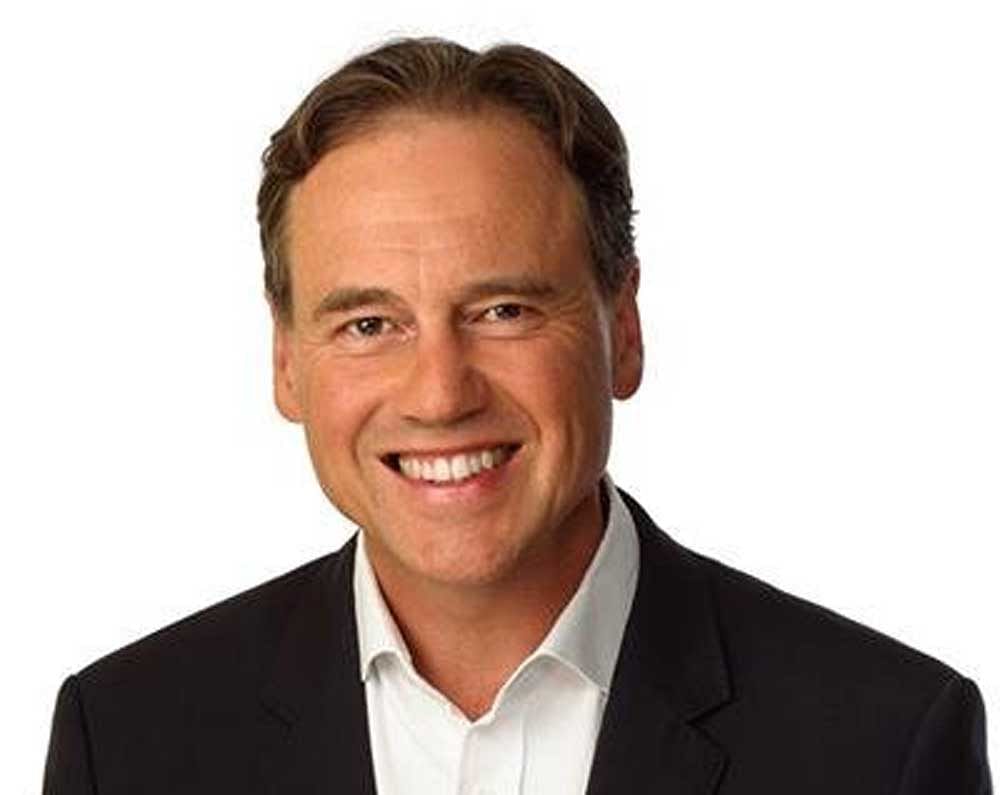 Hunt said the government was hesitant about being too interventionist in contract disputes in professional sport. Image courtesy: Twitter handle of Greg Hunt.