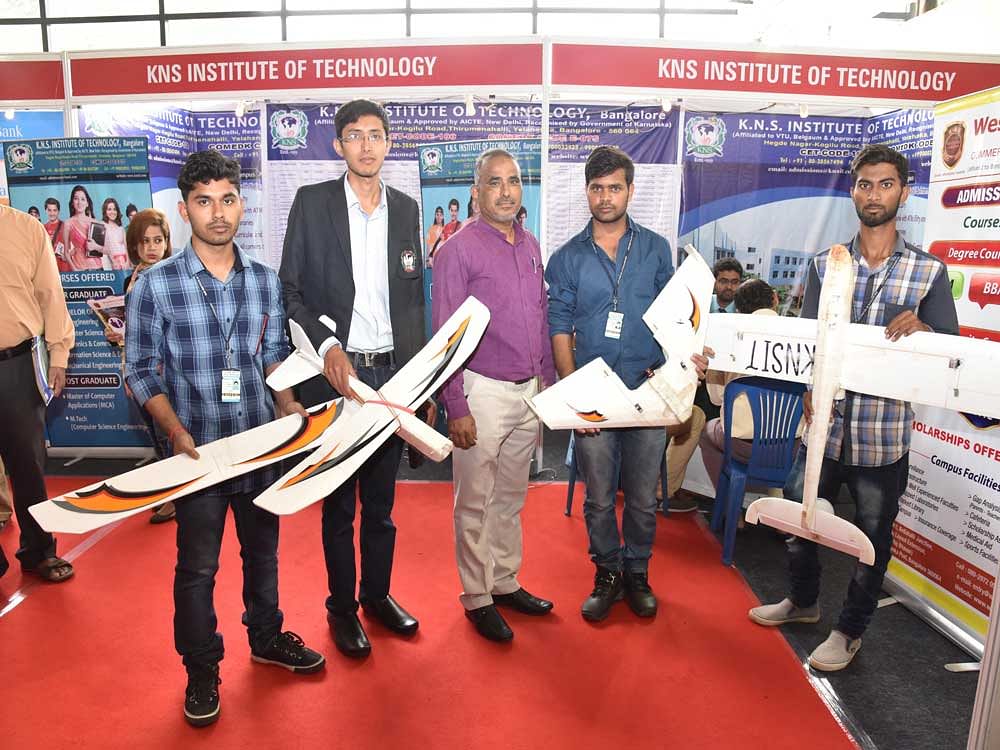 KNS Institute of Technology students display the drones designed by them at Eduverse, the ninth edition of Jnana Degula education expo organised by Deccan Herald and Prajavani, at Jayamahal Palace Hotel grounds on Sunday. DH photo