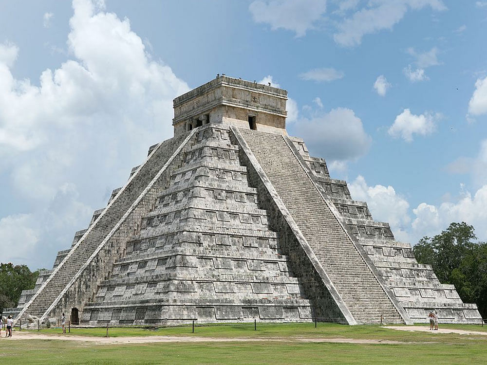 Archaeologists uncovered Jade stones, used in public ceremonies in the Early Maya civilization. In picture: Chichen Itza. photo credit: wikipedia.