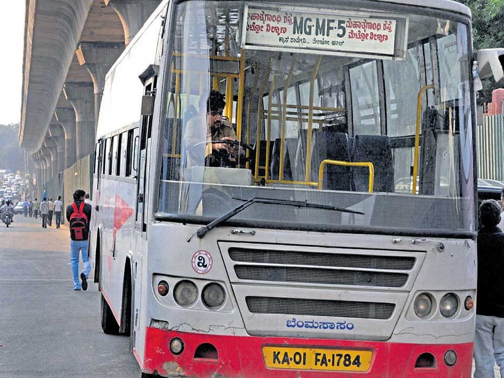 The study takes into account both user and operation cost as well as variations in demand to arrive at a sustainable model of service. The BMTC, which plans to deploy 185 buses for feeder service, has to do some groundwork before moving ahead. DH file photo