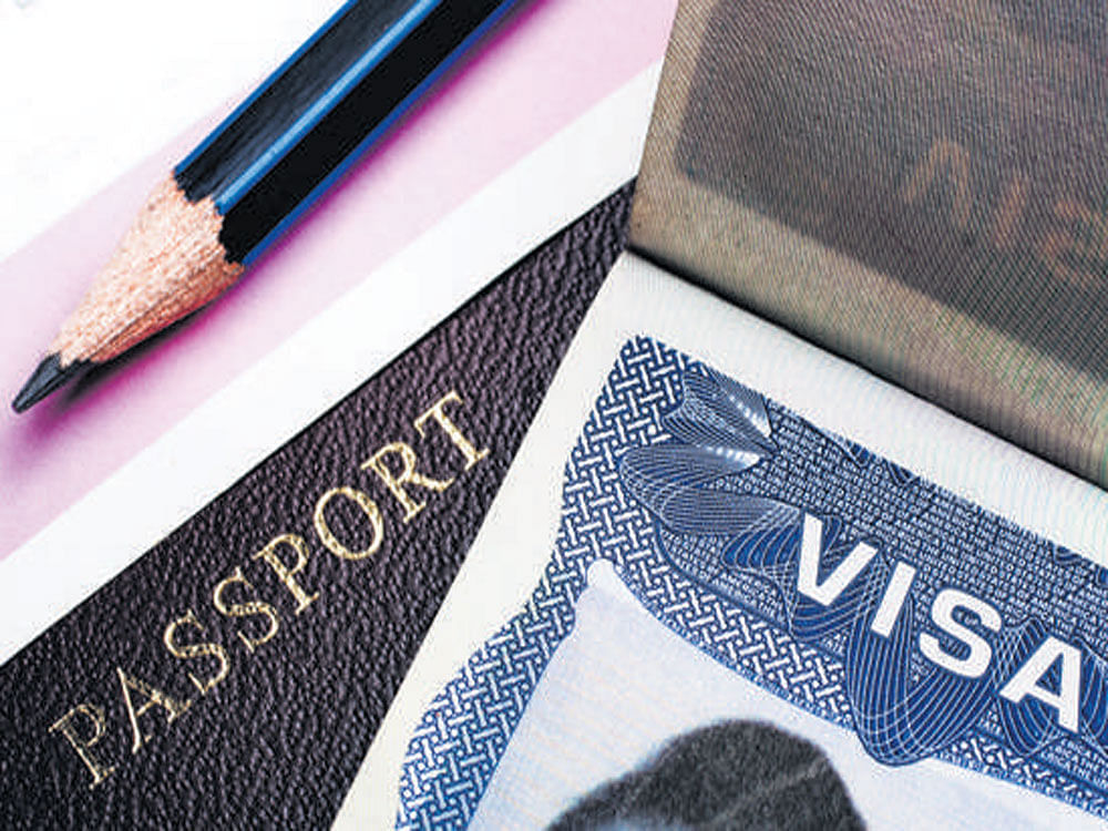 As mandated by the Congress, the US Citizenship and immigration Services (USCIS) can issue up to 65,000 H-1B visas, the most sought-after by Indian IT professionals, every year. Representational image. DH file photo.
