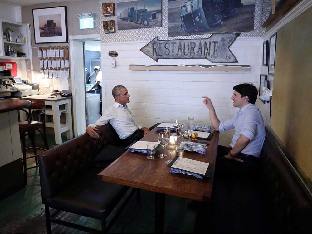 Trudeau posted a picture of the pair talking in the eatery on Twitter