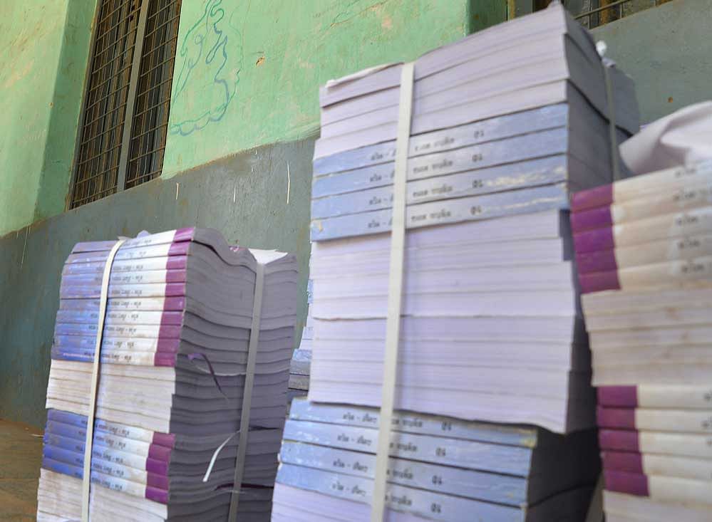 There were several reports in the media and complaints from schools regarding factual and spelling errors in the revised textbooks which were supplied to schools this academic year.  DH file photo