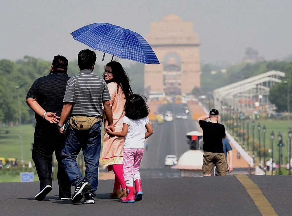 Residents of the national capital reeled under hot and humid conditions with the maximum temperature hovering around 42 degrees Celsius. PTI file photo