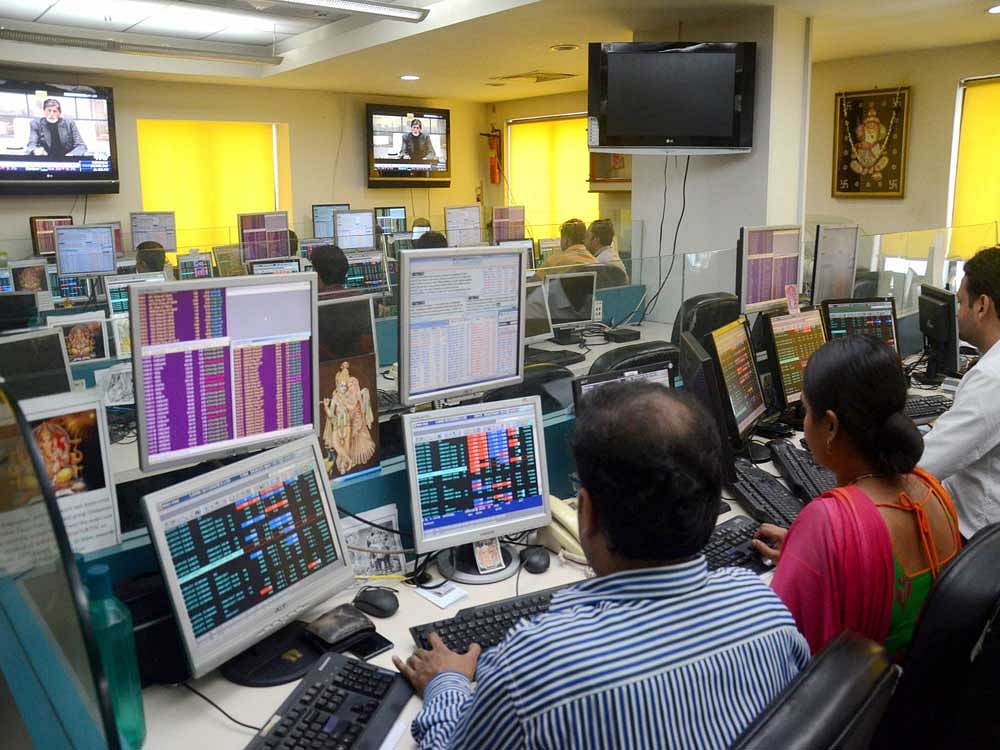 Trading for the week began on a dull note as the key benchmark indices registered modest losses on Monday. Photo credit: PTI. Representational Image.
