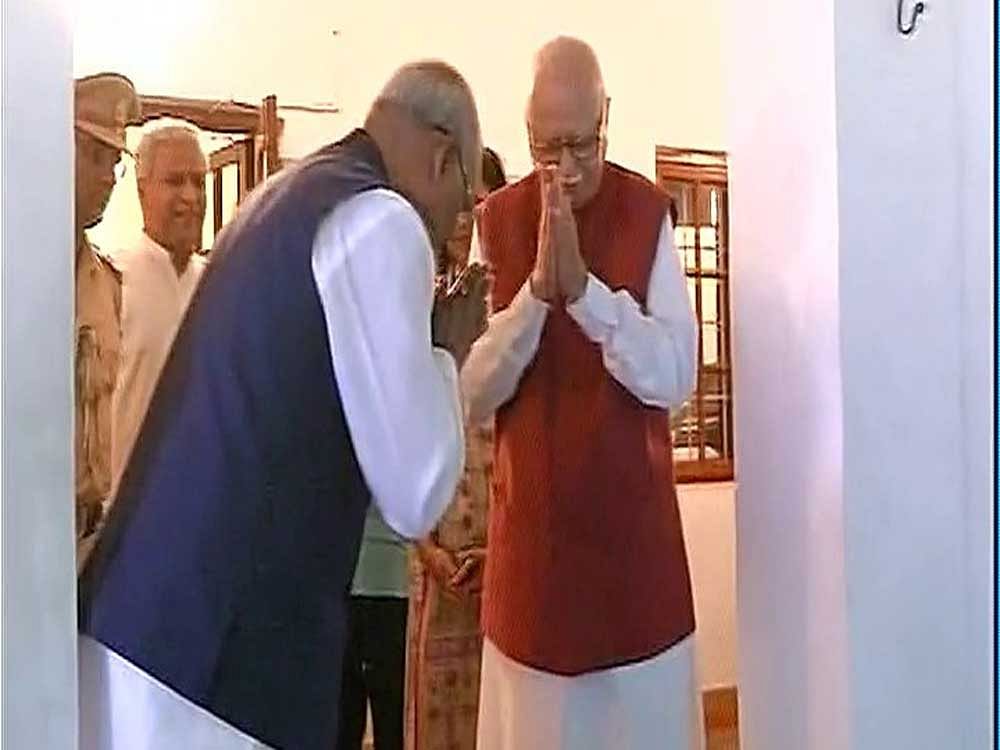 NDA nominee Ram Nath Kovind meets LK Advani at his residence. Picture courtesy ANI