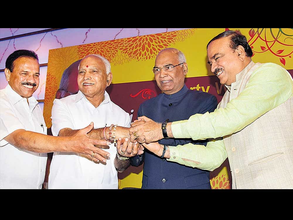 The NDA's Presidential candidate Ram Nath Kovind is greeted by BJP&#8200;leaders D&#8200;V&#8200;Sadananda Gowda, B&#8200;S&#8200;Yeddyurappa and Ananth Kumar in Bengaluru on Wednesday. DH&#8200;photo