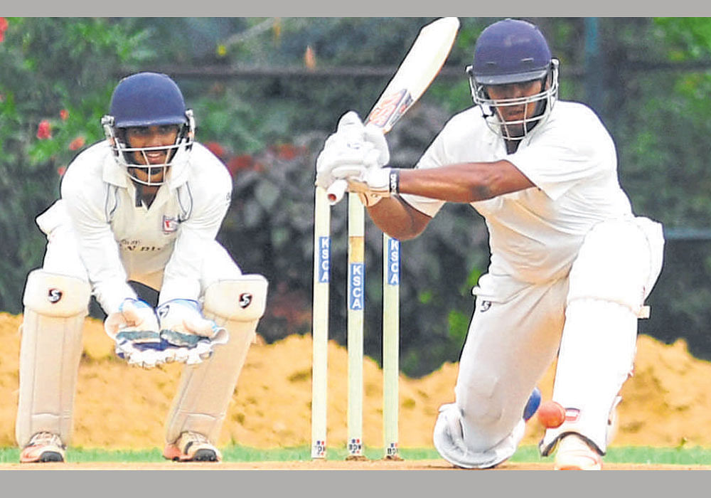 Crucial Innings: Bangalore Zone's Vyshak Vijaykumar en route to his knock of 59 off 82 balls on Sunday. DH photo