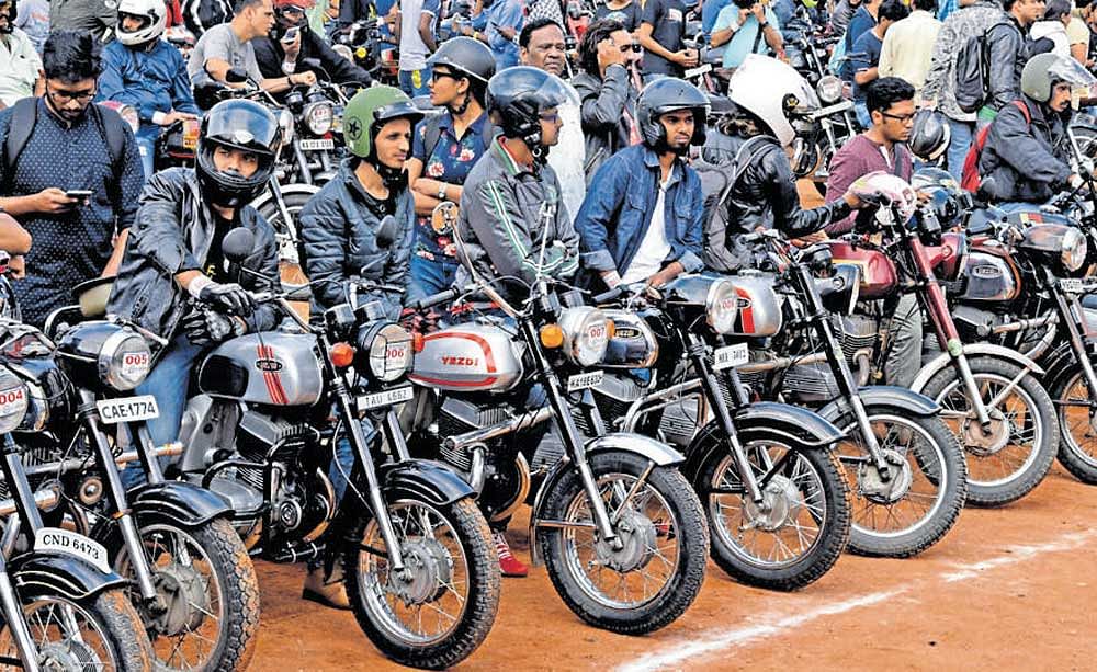 As many as 407 bikers rode for 5 kilometres on Sunday as part of the 15th International Jawa Cz Yezdi Day. DH&#8200;Photo