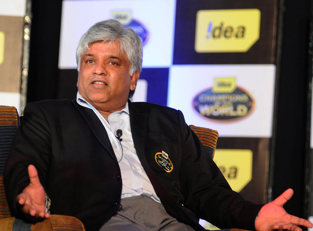 Ranatunga demanded in inquiry into Sri Lanka's defeat at India's hands in 2011, but said that he cannot reveal everything 'now'. file photo.