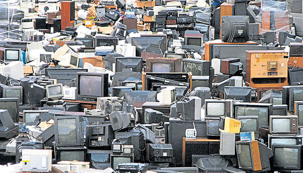 Authorised e-waste recyclers remove harmful materials, including mercury, lead, cadmium, phosphorus and beryllium, and dispose them of safely. DH file photo.