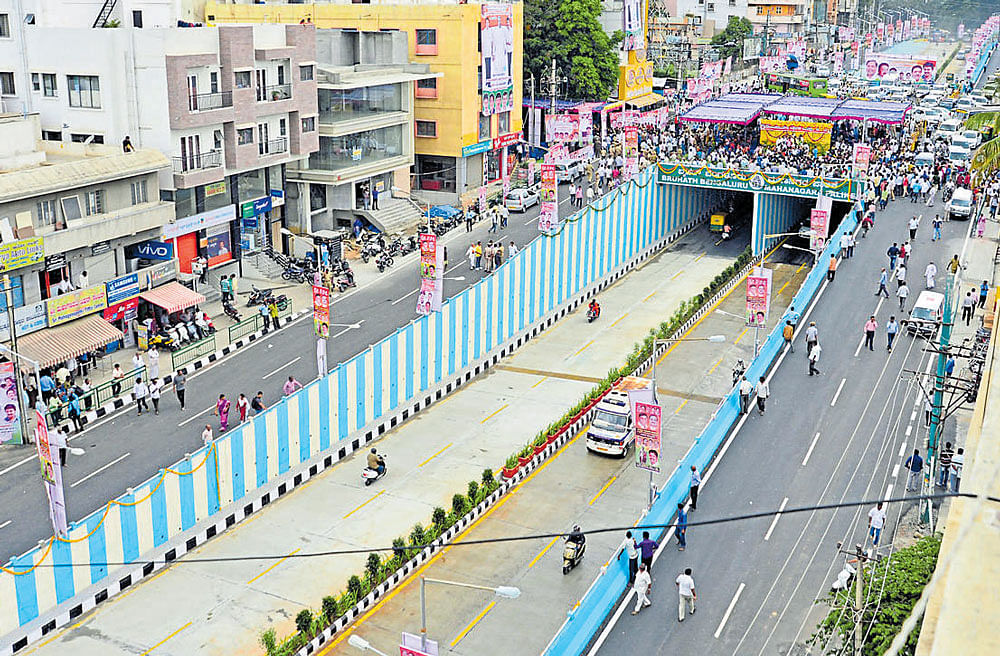 A view of KHB Junction underpass which was unveiled by Chief Minister Siddaramaiah on Magadi Road on Saturday. DH Photo