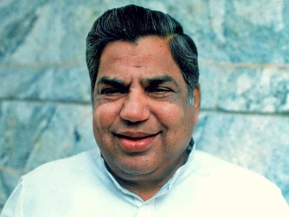 Former Karnataka Chief Minister N Dharam Singh died of a heart attack at a private hospital here today, doctors said. File Photo