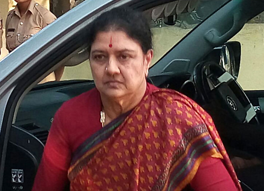 The petitioner contended that the four ministers had violated the oath of office and secrecy by meeting Sasikala, who was convicted and jailed in a corruption case. DH file image of Sasikala