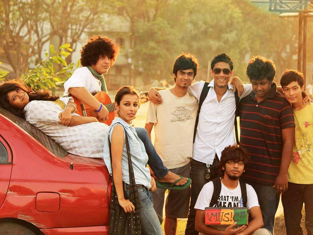 (From left) Riti, Abhishek, Megha, Joydeep, Jonathan, Vivek, Siddharth and Neel.