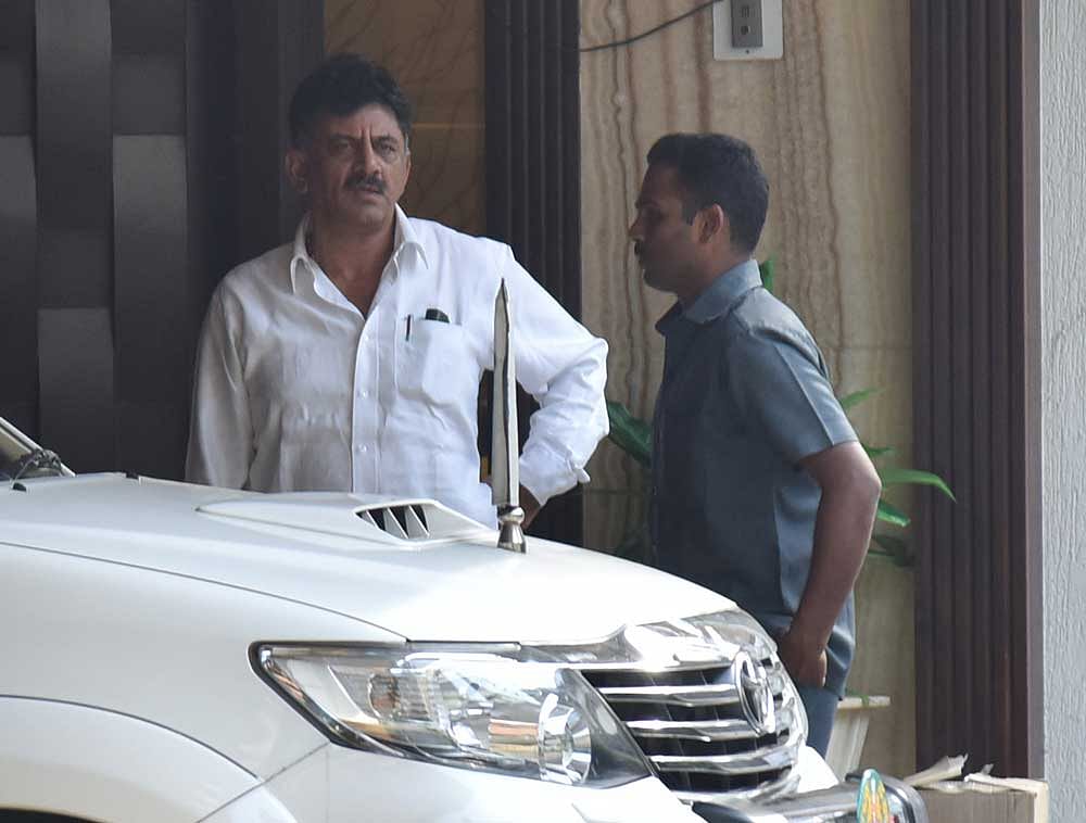 Shivakumar's aide grilled on 'seized cash'
