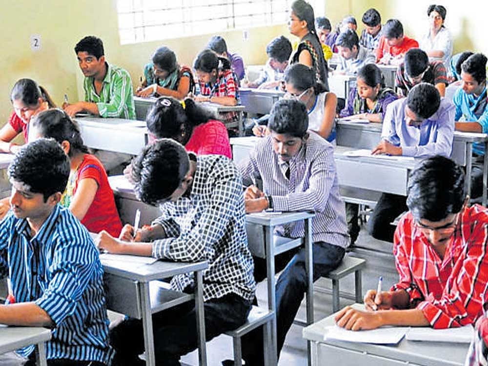 The proposal to allow foreign universities set up their campuses in India within the framework of a law to be passed by Parliament or a UGC regulation has been witnessing a flip-flop since a long time. Representational Image. DH photo.