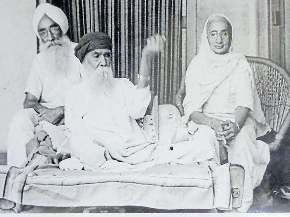 Kanwal Prakash's father, left, grandfather and grandmother, a few years after partition.