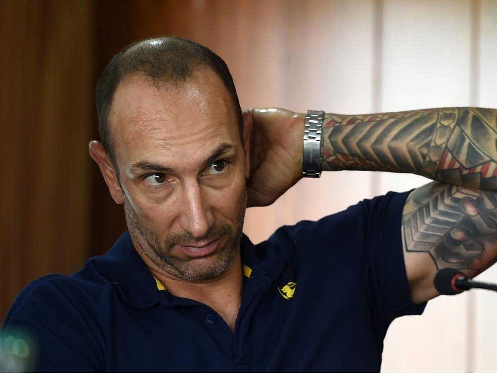 Sri Lankan cricket coach Nic Pothas attends a press conference in Colombo on August 16, 2017. India will play five one-day internationals and a Twenty20 game in Sri Lanka. The first one-day internationals starts on August 20 in Dambulla. AFP PHOTO
