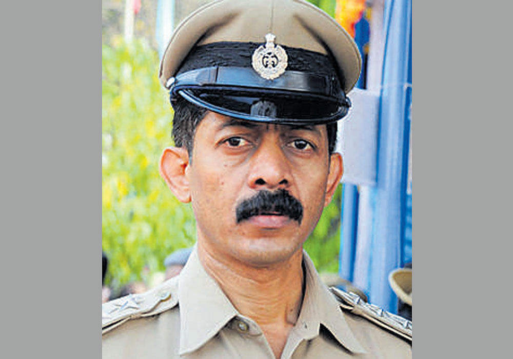 The Supreme Court on Tuesday found 'several missing links' in the Karnataka's CID probe into the death of deputy superintendent of police M K Ganapathy. DH file photo