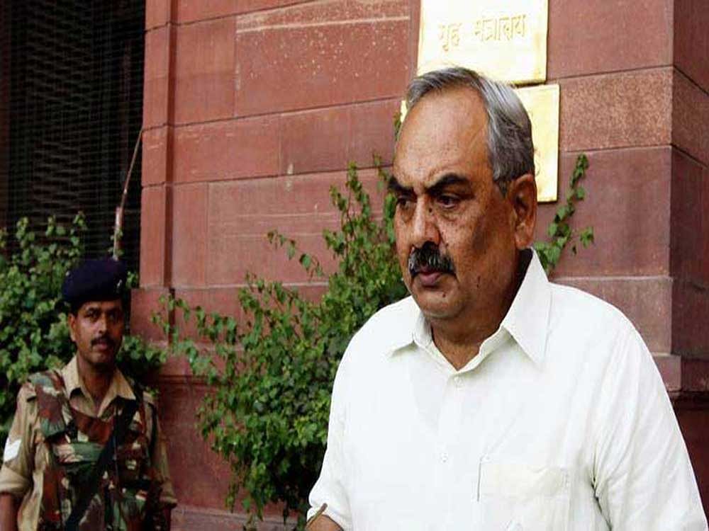 Former home secretary Rajiv Mehrishi will take over as the Comptroller and Auditor General (CAG) tomorrow succeeding Shashi Kant Sharma, officials said today. Mehrishi, 62, would be administered the oath of office and secrecy by President Ram Nath Kovind at Rashtrapati Bhavan tomorrow, they said. Picture courtesy Twitter