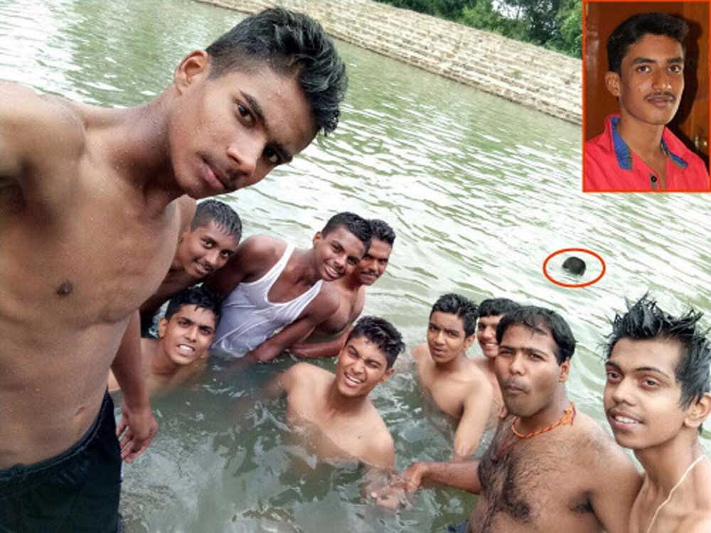 The Jayanagara National College students busy taking selfie at the same time Vishwas (inset) was drowning at Kalyani in Ravu Gundlu in Bengaluru South taluk. DH photo