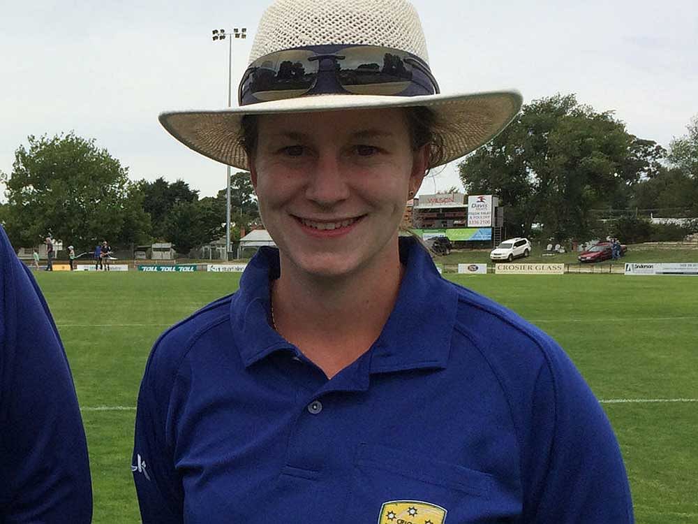 Claire Polosak will take the field with veteran umpire Paul Wilson at Hurstville Oval, where Australian pace bowler Mitchell Starc is also expected to feature for the Blues.
