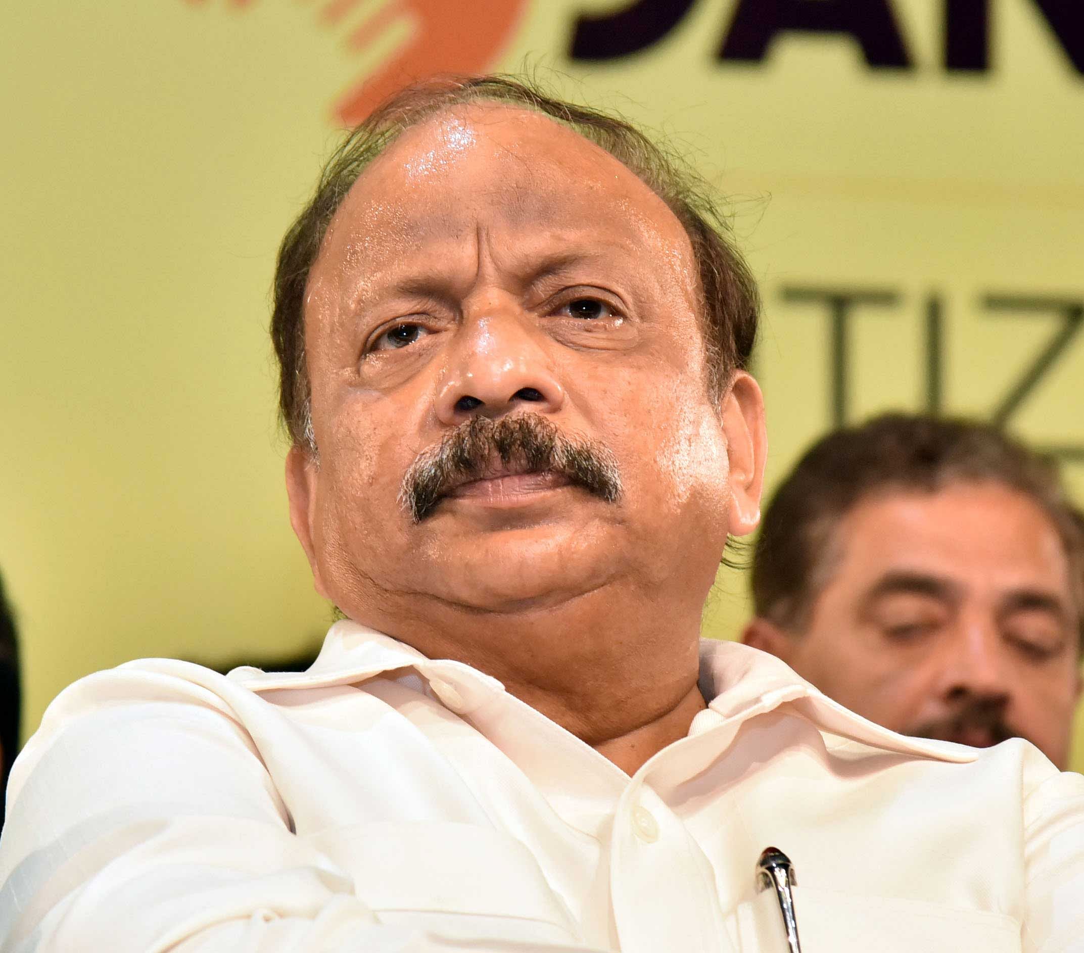 Karnataka's Urban Development Minister R Roshan Baig is in the dock after a video surfaced Friday where he is heard using an obscene word while referring to Prime Minister Narendra Modi. The Karnataka BJP has demanded that he be sacked.  DH file photo