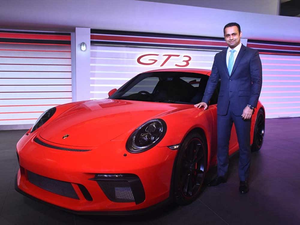 Pavan Shetty launches the new Porsche 911 GT3