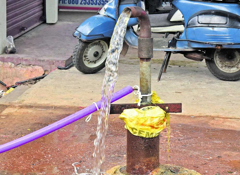 The clashes occured when two women tried to jump a queue in front of a borewell. representative image.