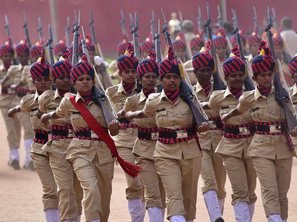 1st Women Police Constable Inmates during passing out parade, organised by Mysuru City Police Training School, Jyothinagar in Mysuru on Monday August 08, 2016. DH Photo / IRSHAD MAHAMMAD