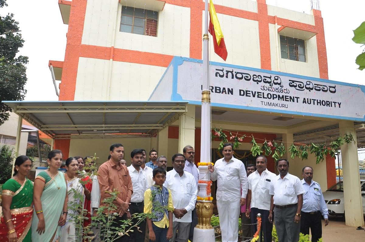 Various government offices, schools and institutions celebrated Kannada Rajyotsava in the city.