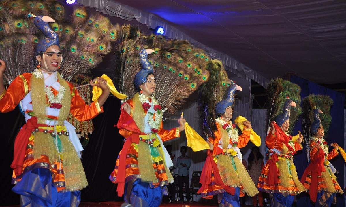 Students performed a peacock dance at Yuvajanotsava held at Forestry College, Ponnampet on Friday.