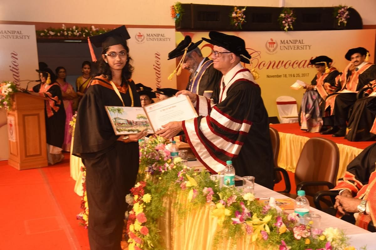 Anisha Mariam Daniel, Allied Health Sciences receive gold medal from dignitary at the Manipal University convocation on Sunday.