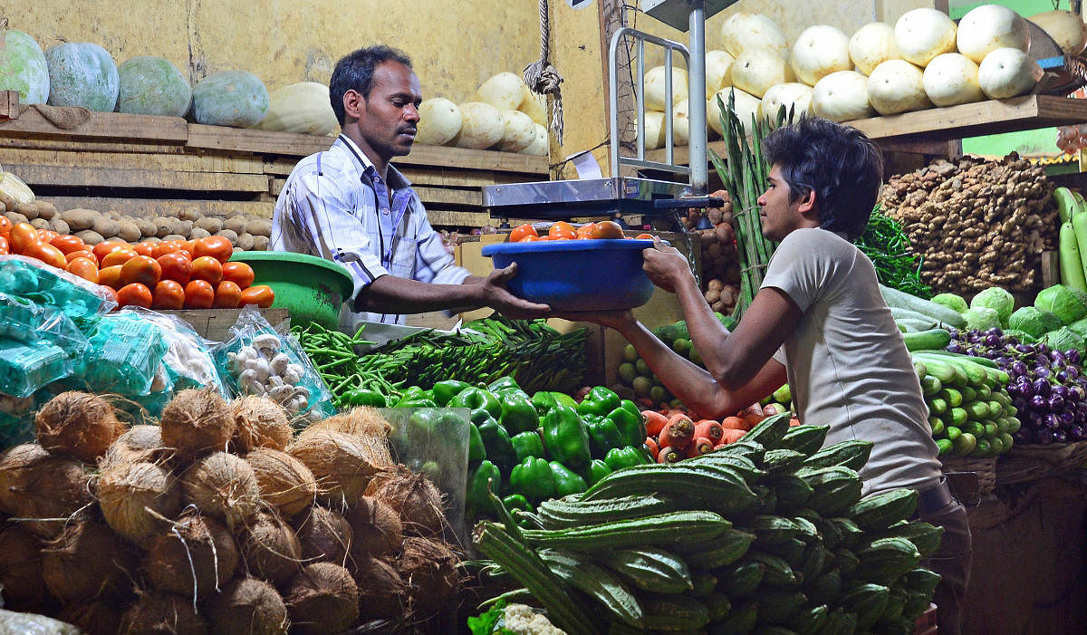 While it is usual for prices to drop post-monsoon, vegetable prices are going in the other direction this time around.
