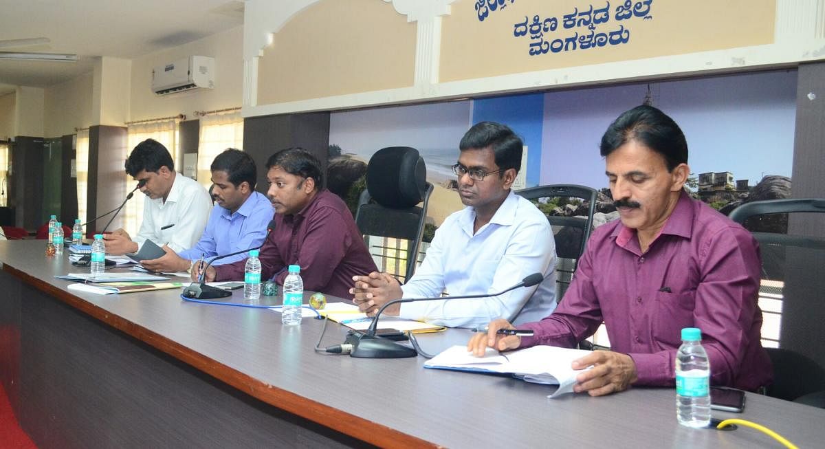 Deputy Commissioner Sasikanth Senthil speaks at a meeting in the DC's office in Mangaluru on Saturday.