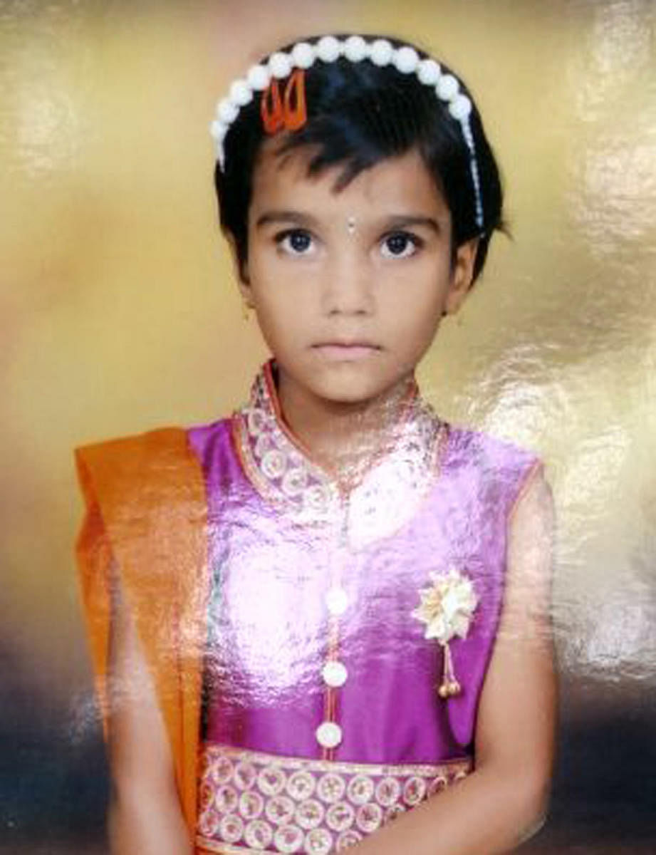 The deceased girl Prarthana, 7 - the daughter of Manjunath and Chaitra, residents of Ashraya Colony in the town. The girl is a class II student of St Mary's School. DH file photo.