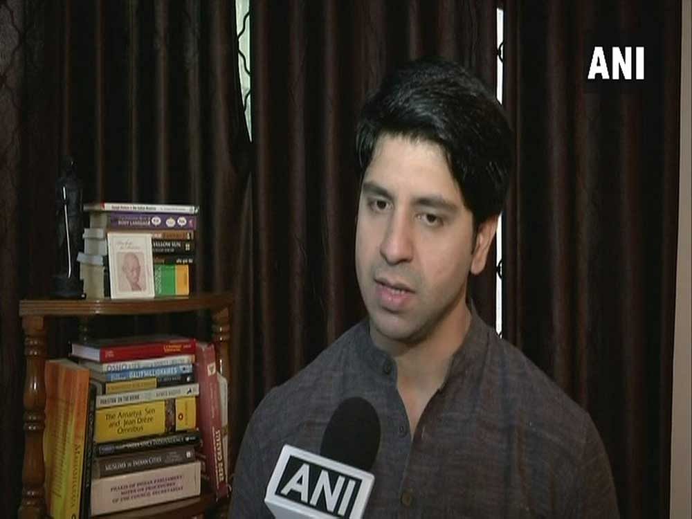 Shehzad Poonawalla asked that while he had to scrape his way up to get to the party's State Secretary post, how did Rahul Gandhi start off as an MP. ANI photo.