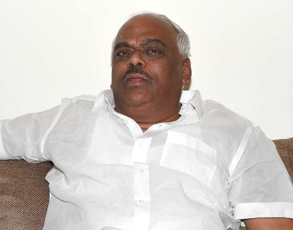 To this Health Minister K R Ramesh Kumar gave a stern reply stating that it is a bad decision to handed over. DH file photo