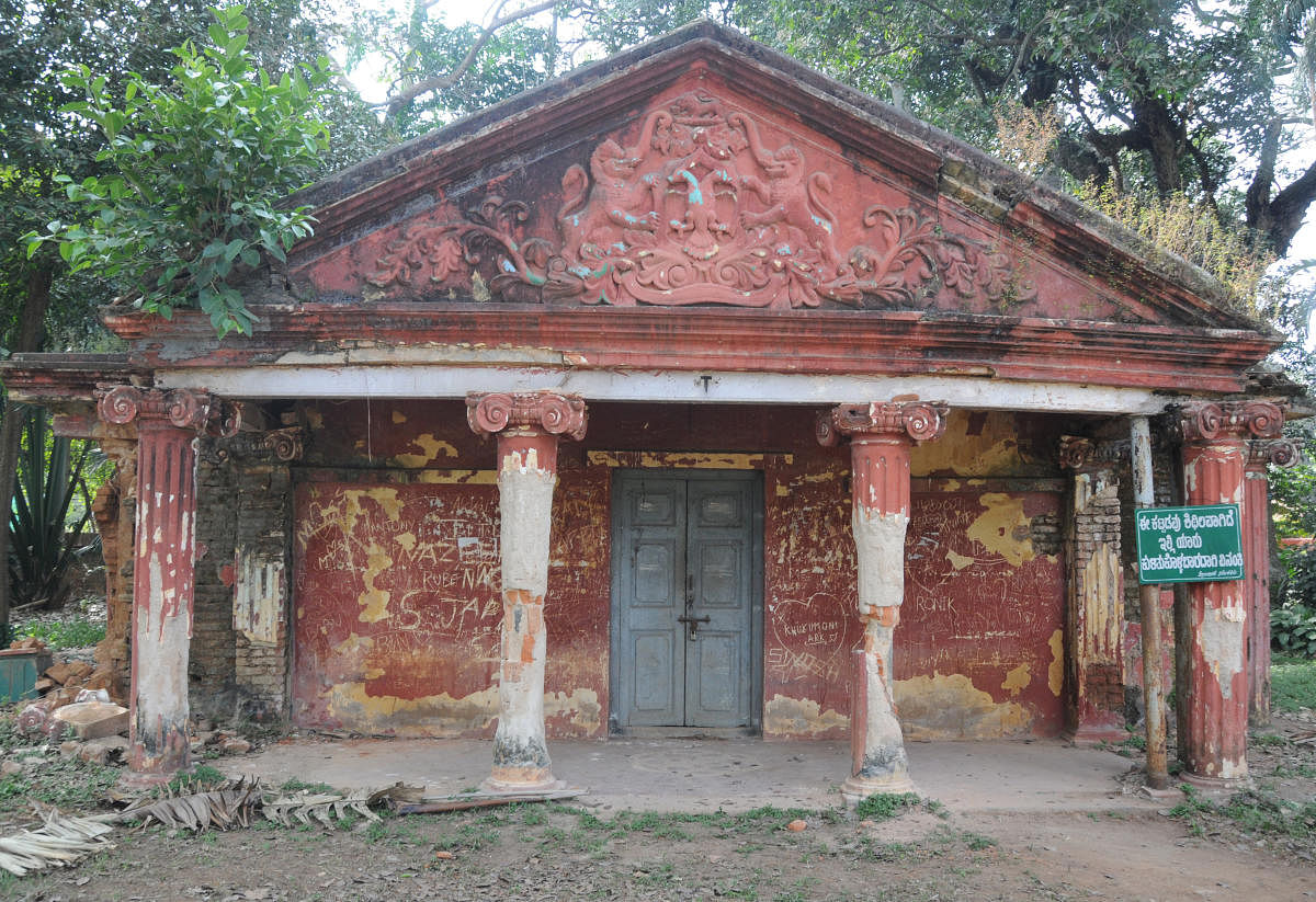 Krumbiegel Hall, an old building in Lalbagh, Bengaluru. DH Photo/S K Dinesh