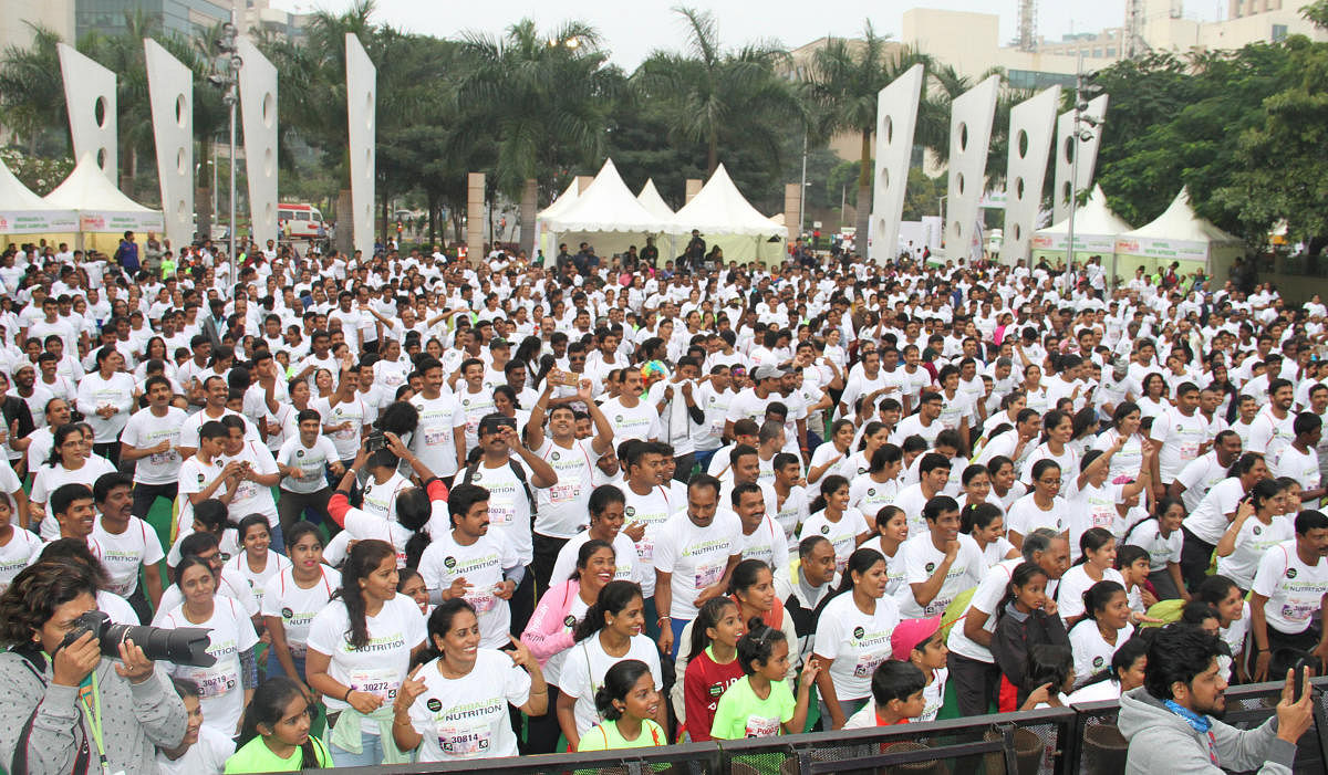 People participated in Fit Families Fest organised by Herbalife Nutrition at Embassy Manyata Business Park, Outer Ring Road, Nagavara, Bengaluru on Sunday.